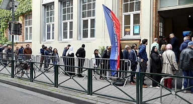 Belçika'da oy kullanma yaşının 16'ya indirilmesi önerildi