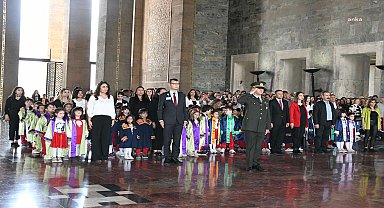 400 Çankayalı çocuk, Anıtkabir'i ziyaret etti