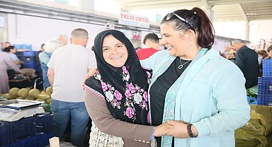 Aydın Büyükşehir Belediye Başkanı Çerçioğlu, Kuyucak Pazarı'nı ziyaret etti