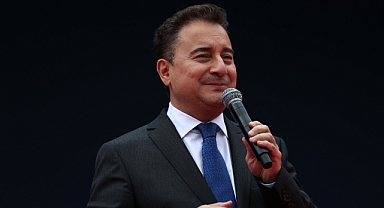 Babacan: “Ankara’da Cumhurbaşkanı'na direkt bağlı çalışan bir bina var, biz ona ‘algıları ayarlama enstitüsü’ diyoruz”