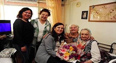 Başkan Çalkaya'dan annelere ziyaret