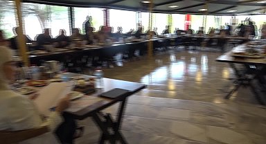 Başkan Soyer Buca'da muhtarlarla buluştu: "Katılım oranını artırmak, sandıklarda sahtekarlık yapılmasını engellemek sizin elinizde"