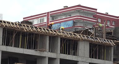 Başkan Soyer, Örnekköy kentsel dönüşüm projesindeki hak sahipleriyle buluştu