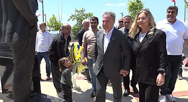 BORNOVA ÇAMKULE’DE GÖKYÜZÜ UÇURTMALARLA RENKLENDİ