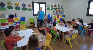 Bornova'da ağız ve diş sağlığı eğitimleri Naldöken'den başladı