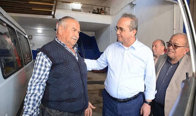 Bülent Tezcan’ın dinlediği esnaf: “Geçen yıl bin lira olan dükkan kirası şu anda 8 bin lira. Fiyat listesi çıkarıyorum, müşteriye söylemeye utanıyorum”