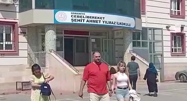 Depremde enkaz altından çıkarılan Osmaniyeli depremzede, kaybettiği kimliğini yeniden çıkartarak oy kullandı