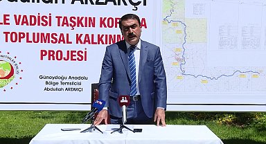 Diyarbakır için hazırladığı 600 milyon euroluk projeyi açıklayan Abdullah Arzakçı: "AKP destek vermedi, Kılıçdaroğlu destek verdi"