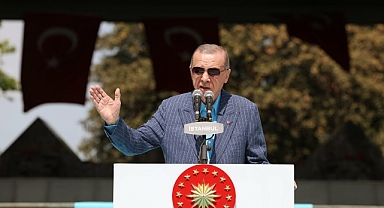 Erdoğan, Menderes’in anıt mezarını ziyaret etti…