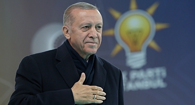 Erdoğan: "Siyaseti böylesine çirkinleştirenlerden, ülkeye temiz yönetim vaadi kadar gülünç bir şey olabilir mi?"