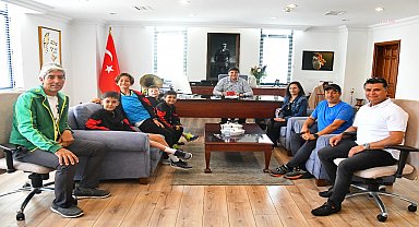 Fethiye Belediye Başkanı Karaca, ilkokul öğrencilerini ağırladı 