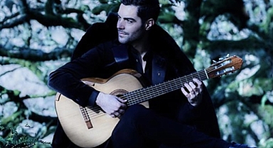 Grammy ödüllü Gitar Virtüözü Milos Karadaglic Ankara’da konser verdi