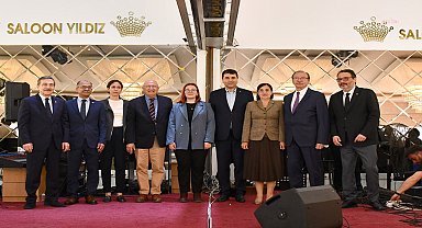 Ilçeli kadınlarla bir araya gelen Tepebaşı Belediye Başkanı Ataç: "15 Mayıs'ta büyük bir bayram yaşayacağız"