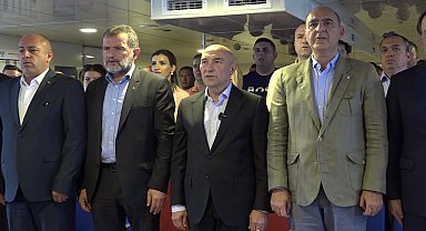 İzdeniz Toplu İş Sözleşmesi töreninde konuşan Tunç Soyer: "İzmir gibi bir Türkiye yaratmak için önümüzde fırsat var"