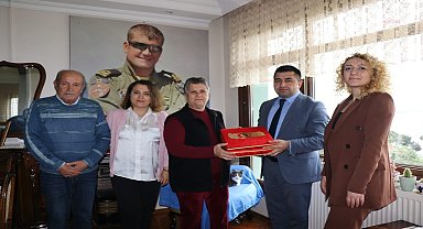 İzmit Belediyesi, Anneler Günü'nde şehit annelerini unutmadı