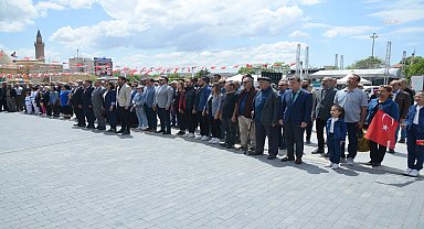 Kırşehir Belediye Başkanı Ekicioğlu: "Gençlerimiz, cumhuriyetimizi demokrasi ile taçlandıracağımız yarınların yılmaz savunucusu olacaktır"