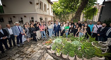 Konak, 11 ülkeden gelen gençleri ağırladı 