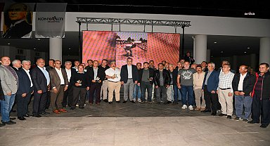 KONYAALTI BELEDİYESİ, EYT DÜZENLEMESİYLE EMEKLİ OLAN PERSONELİN İKRAMİYELERİNİ ÖDEDİ