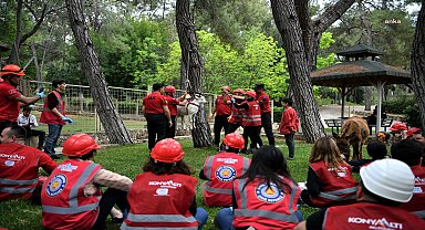 Konyaaltı Belediyesi personeli hayvan kurtarma eğitimini tamamladı