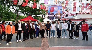 KUŞADASI BELEDİYE BAŞKANI GÜNEL, SEÇİM ÇALIŞMASI KAPSAMINDA BATMANLILARLA BULUŞTU