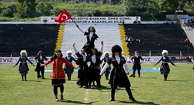 Kuşadası'nda 19 Mayıs coşkuyla kutlandı