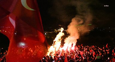 Lüleburgaz'da on binler bağımsızlık coşkusuyla yürüdü