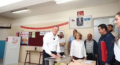 Lütfü Savaş, oyunu kullandı: 