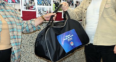 Maltepe Belediyesi'nden askere gideceklere ihtiyaç çantası