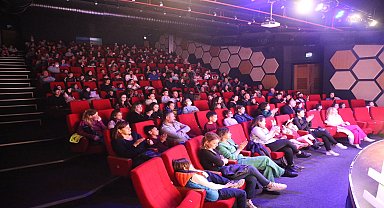 Merkezefendi Kent Tiyatrosu'ndan çocuklara özel oyun