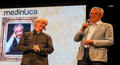 Metin Uca, "Bunu Mu Demek İstedim?" gösterisi ile Gaziemirlilerle buluştu