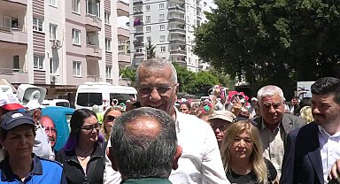 MEZİTLİ BELEDİYESİ SEMT PAZARINI YENİLEDİ