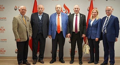 Zafer Partisi Genel Başkanı Ümit Özdağ: 