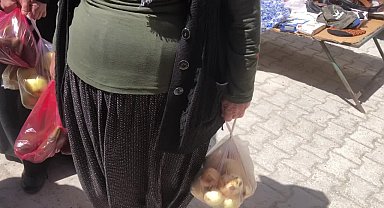 Müzeyyen Şevkin: "Pazarda, en büyük banknot 200 lira ile 2 poşet dolmuyor. Bu düzeni değiştireceğiz"