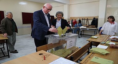 Odunpazarı Belediye Başkanı Kurt oyunu kullandı