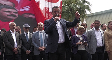 Özgür Özel: “Erdoğan, emeğin düşmanıdır, emeğin hırsızıdır…”