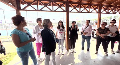 Seyhanlı kadınlar, 'Kadim Değişim Teknikleri' ile hem eğlendi hem rahatladı