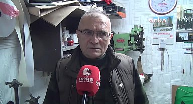 Sinoplu ayakkabı tamircisi: "Geçen yıl hiç para almadığım ufak tefek işlerden, bu yıl 15- 20 TL para alıyorum. Buna mecbur kaldık"