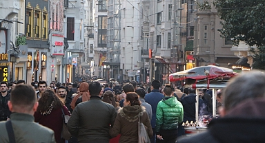 TÜİK: Yılın ilk çeyreğinde işsizlik yüzde 9,9 oldu