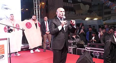 TUNÇ SOYER: “BU, REFAH İLE YOKSULLUK ARASINDA BİR SEÇİM OLACAK. DEMOKRASİ VE TEK ADAM REJİMİ ARASINDA SEÇİM YAPACAĞIZ. BİZ, DEMOKRASİYİ SEÇECEĞİZ”