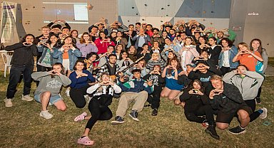 Tunç Soyer, 'Gençlik Festivali'ne katılmak için kente gelen üniversitelileri ziyaret etti