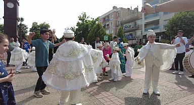 Turgutlu Belediyesi’nden Toplu Sünnet Şöleni