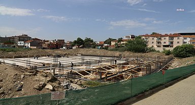 Turgutlu Belediyesi'nin cuma pazarı projesinde çalışmalar devam ediyor