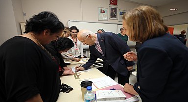 Yenimahalle Belediye Başkanı Yaşar, oyunu kullandı