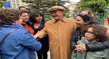 Yılmaz Büyükerşen'den gençlere sandığa gitme çağrısı