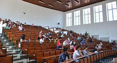 YÖK: “2022-2023 akademik yılı dönem sonu sınavlarının 1 Haziran 2023 tarihinden sonra yapılmasına karar verilmiştir”