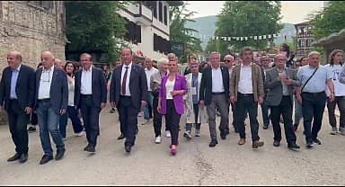 24'üncü Uluslararası Altın Safran Belgesel Film Festivali'nde 'Belgesel Sinema Emek Ödülü'nün sahibi Coşkun Aral Oldu