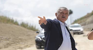 Adana Büyükşehir Belediye Başkanı Karalar, Göl Mahallesi Bulvarı'ndaki çalışmaları denetledi 