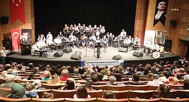 Atakumlu özel çocuklar, 'Gökkuşağı Korosu'yla sahnede