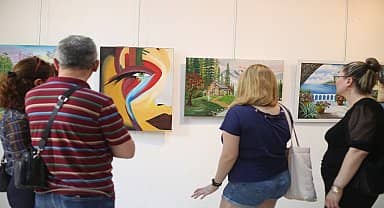 Aydın Büyükşehir Belediyesi kursiyerlerinden resim sergisi