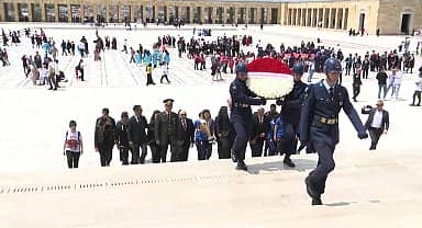 Başkent'in şampiyon kadınları Ata'nın huzurunda
